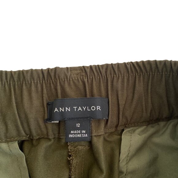 Ann Taylor Size 12 Womens Cargo Style Pants Ankle Length Cuffed - Picture 2 of 9